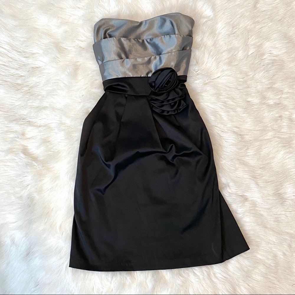 Formal Satin Strapless Pocketed Dress (Size 5)